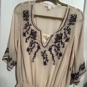 NWT FAITH 21 SHORT SLEEVE EMBROIDERED BLOUSE SZ XL